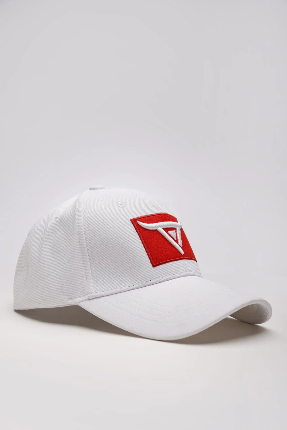 Unisex White& Red solid baseball cap, has a visor by One Player
